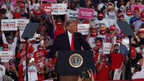 Testé négatif au coronavirus, Donald Trump repart en meeting… sans masque