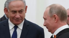 Le Premier ministre israélien Benjamin Netanyahu et le président russe Vladimir Poutine au Kremlin à Moscou, le 9 mai 2018