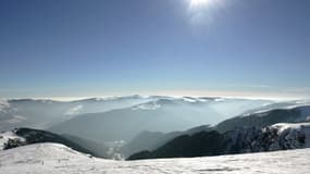 Photo du massif des Vosges réalisée au sommet du Hohneck dans le domaine skiable de La Bresse-Hohneck, le 30 janvier 2006 à La Bresse. 