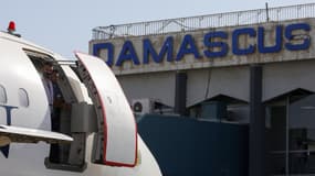 L'aéroport international de Damas a été mis hors service lundi par des frappes israéliennes.