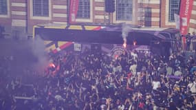 La place du Capitole à Toulouse célèbre ses joueurs.