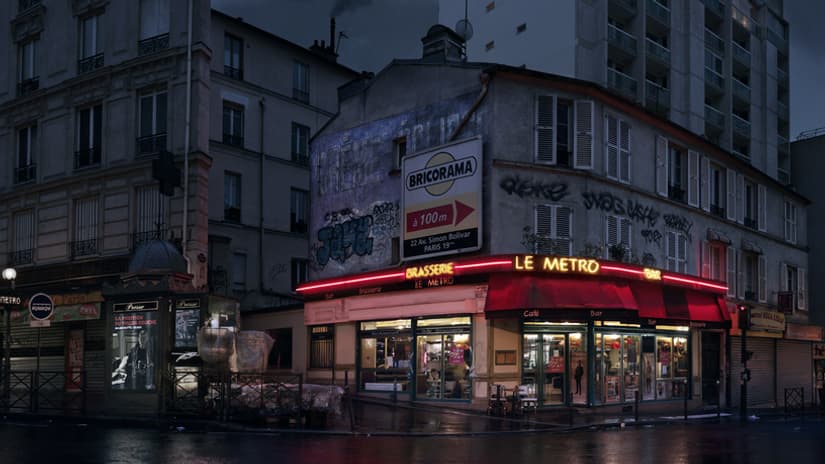 Le Métro, rue des Pyrénées, Paris XXe. Le Métro, rue des Pyrénées, Paris XXe.