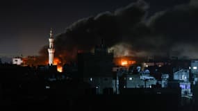 Des frappes israéliennes ont été menées sur la ville de Rafah dans la bande de Gaza dimanche soir