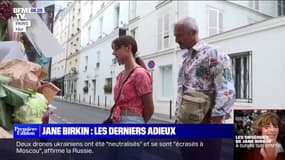 Devant la maison de Serge Gainsbourg à Paris, les Français continuent de rendre hommage à Jane Birkin