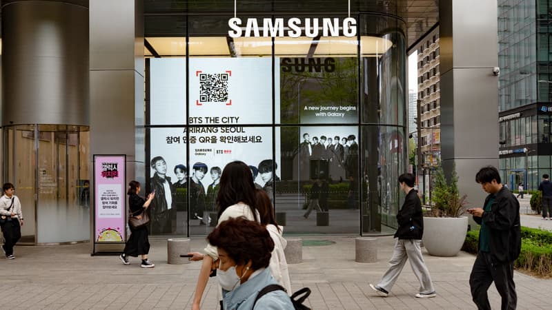 "Une opportunité historique rare s'offre aujourd'hui": comment un post Facebook d'un conseiller du président sud coréen a fait s'écrouler la Bourse de Séoul alors que les profits de Samsung flambaient de 755%
