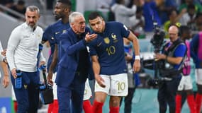 France-Pologne :  Didier Deschamps et Kylian Mbappé 