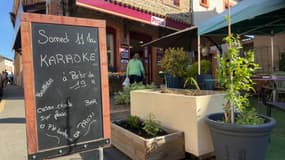 Le commerce d'Henry Pauty est le seul à Brussieu, un village d'à peine 1.300 personnes dans les monts du Lyonnais