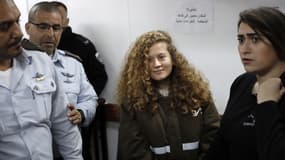 Ahed Tamimi, alors âgée de 16 ans, le 15 janvier 2018 à la prison militaire d'Ofer, à Betunia. 