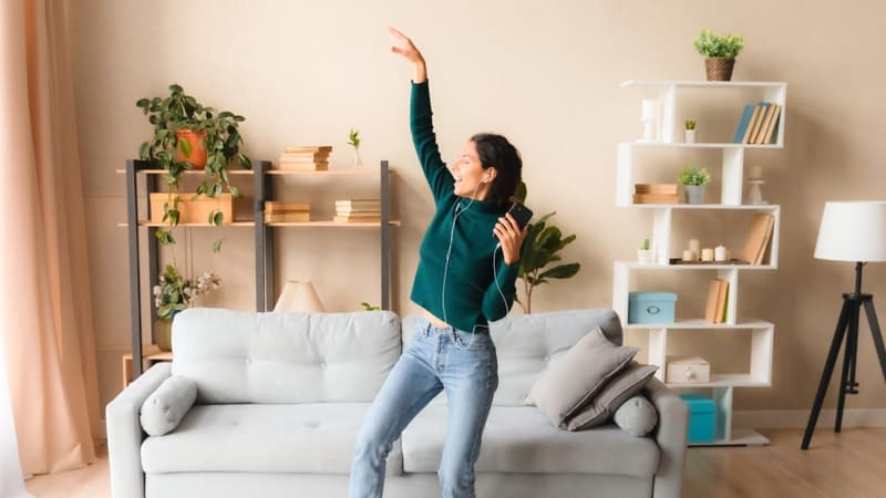 Avis Orange Maison Protégée : que penser de l'offre de télésurveillance de l'enseigne française ?