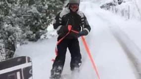 Var : ski tracté par une voiture à La Garde-Freinet - Témoins BFMTV
