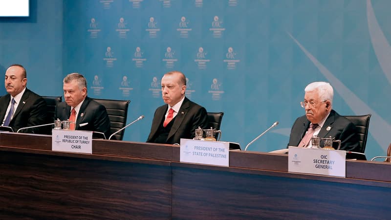 Les dirigeants musulmans lors du sommet extraordinaire organisé à Istanbul ce mercredi 13 décembre