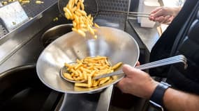 Les restaurants craignent de ne plus pouvoir suivre les commandes à cause de la pénurie d'huile.
