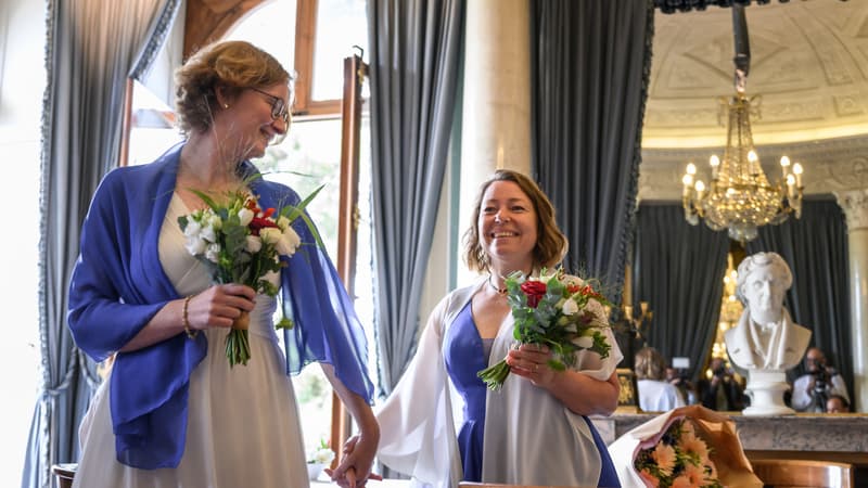 Les premiers mariages entre couples de même sexe célébrés en Suisse