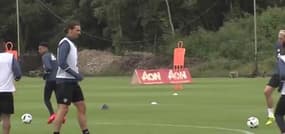 Les premiers pas de Zlatan à l’entrainement avec MU part 1