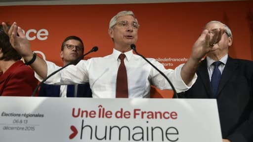 Claude Bartolone, tête de liste socialiste pour les régionales en Ile-de-France, lors d'une réunion à Paris, le 27 septembre 2015