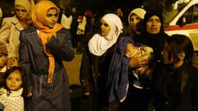 Femmes et enfants regroupés dans les environs de Madaya le 11 janvier 2016 en Syrie