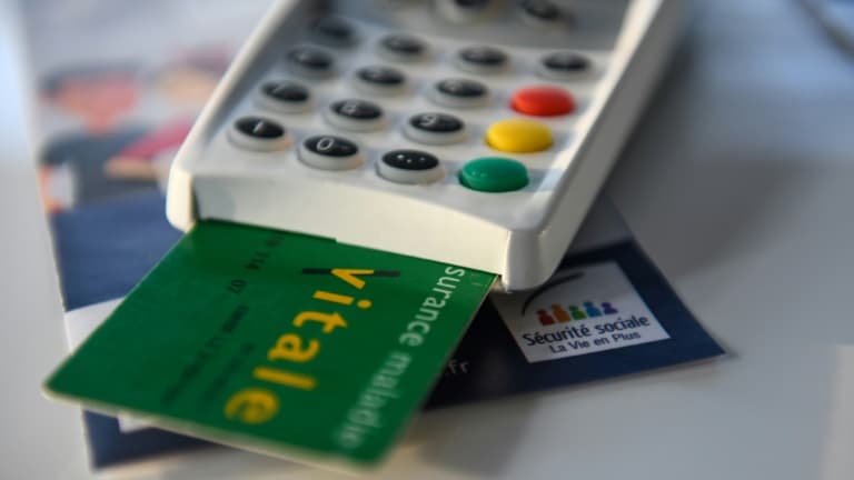 Les mutuelles ont exagéré sur les hausses de cotisations: le gouvernement leur tape sur les doigts et va leur imposer une nouvelle taxe de 2,05% en 2026