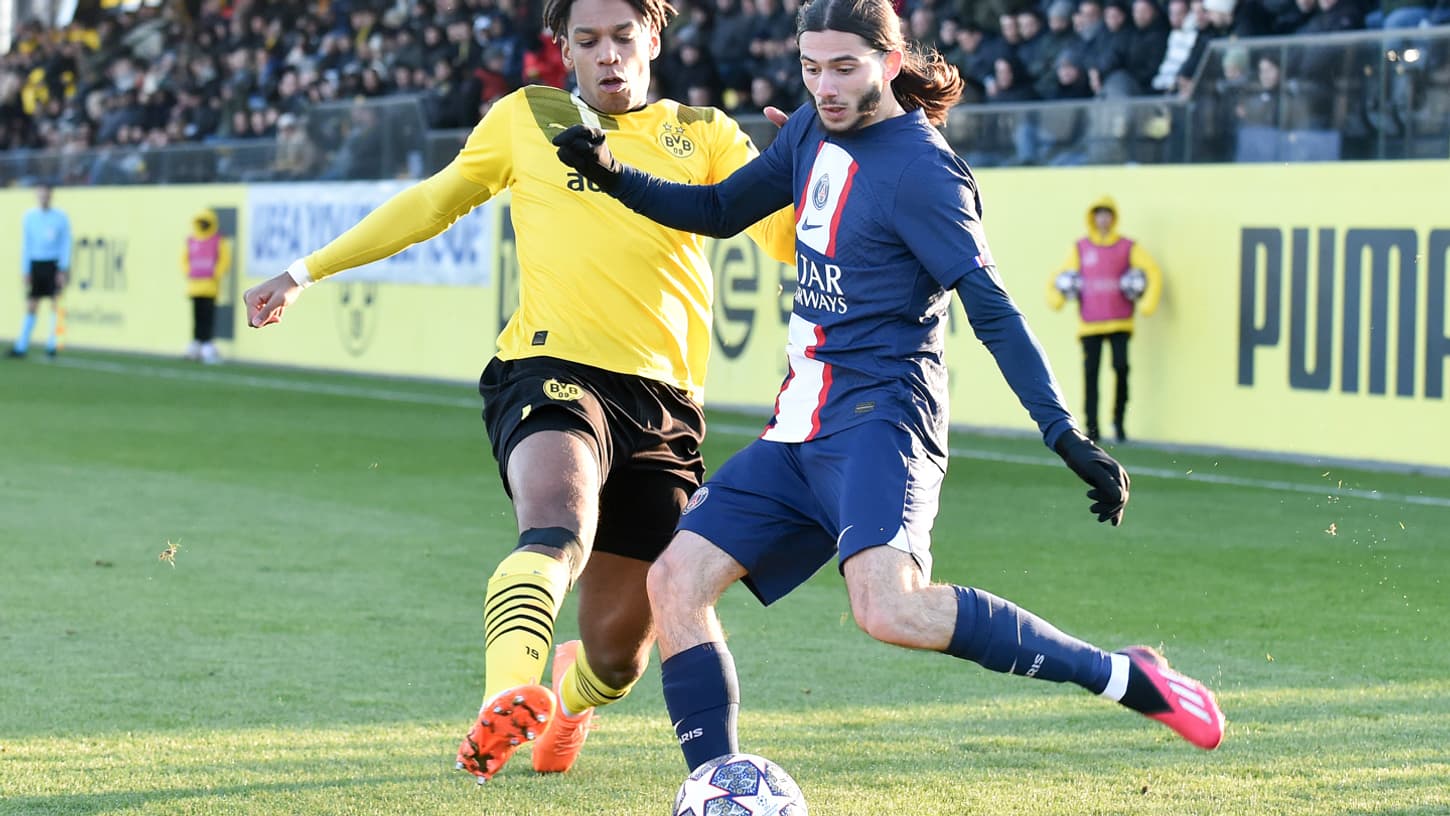 Ilyes Housni avec le PSG en Youth League contre Dortmund, le 28 février 2023.