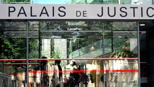 Le palais de justice de Narbonne, où vivent les deux adolescentes.