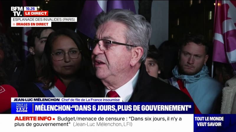 Pour Jean-Luc Mélenchon, le démission d'Emmanuel Macron est 