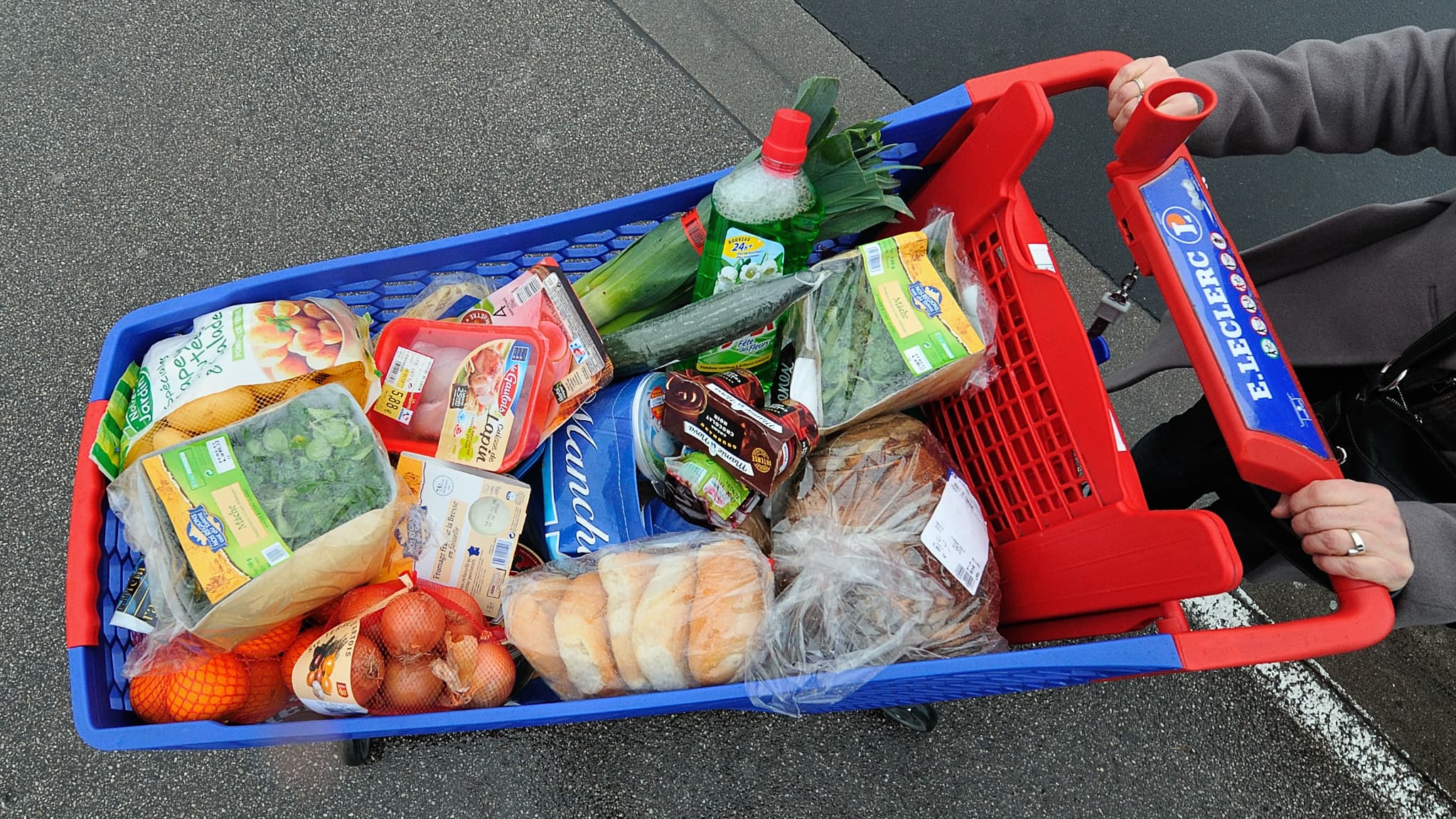Enerji içecekleri, skyr, yumurta, cips... 2026'da süpermarkette en çok satın alınan 10 ürün