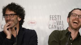 Les frères réalisateurs Joel et Ethan Coen en conférence de presse à Cannes