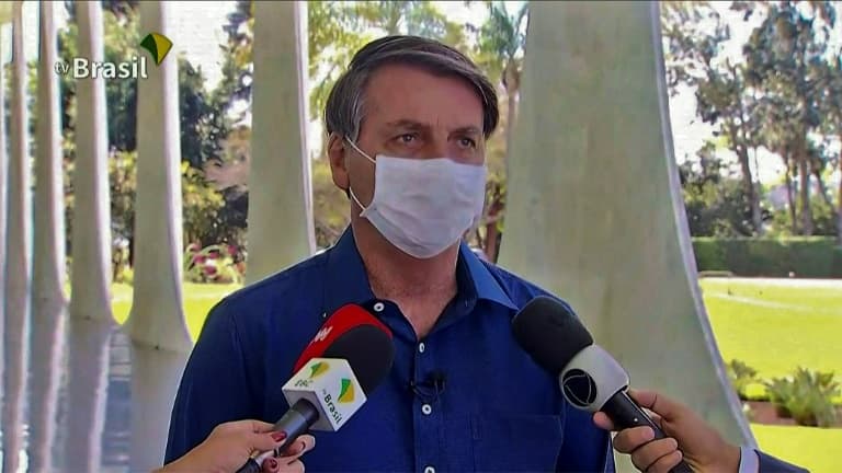 Saisie d'écran de la télévision brésilienne montrant le président Jair Bolsonaro s'exprimant depuis Brasilia le 7 juillet 2020