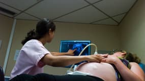 Une étude française montre que les femmes exposées à des perturbateurs endocriniens accouchent plus souvent de nouveau-nés malformés.