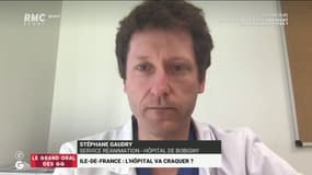 "On peut imaginer qu'au début de l'été, on puisse largement reprendre une vie normale", affirme le professeur Stéphane Gaudry