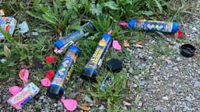 Des bonbonnes de protoxyde d'azote.