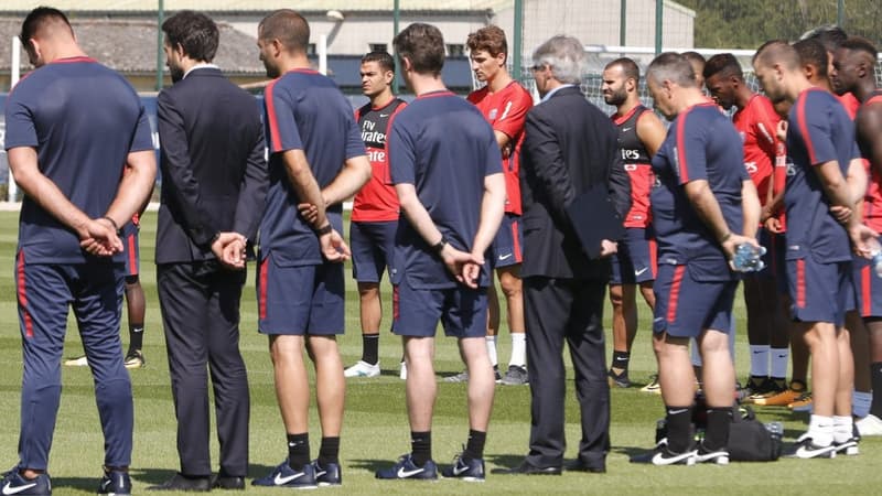 Le PSG a respecté une minute de silence en hommage à Loulou Nicollin