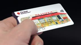 L'utilisation accrue des titres-restaurant pour faire ses courses fait craindre la disparition du dispositif à la CNTR, l'organisme qui le supervise