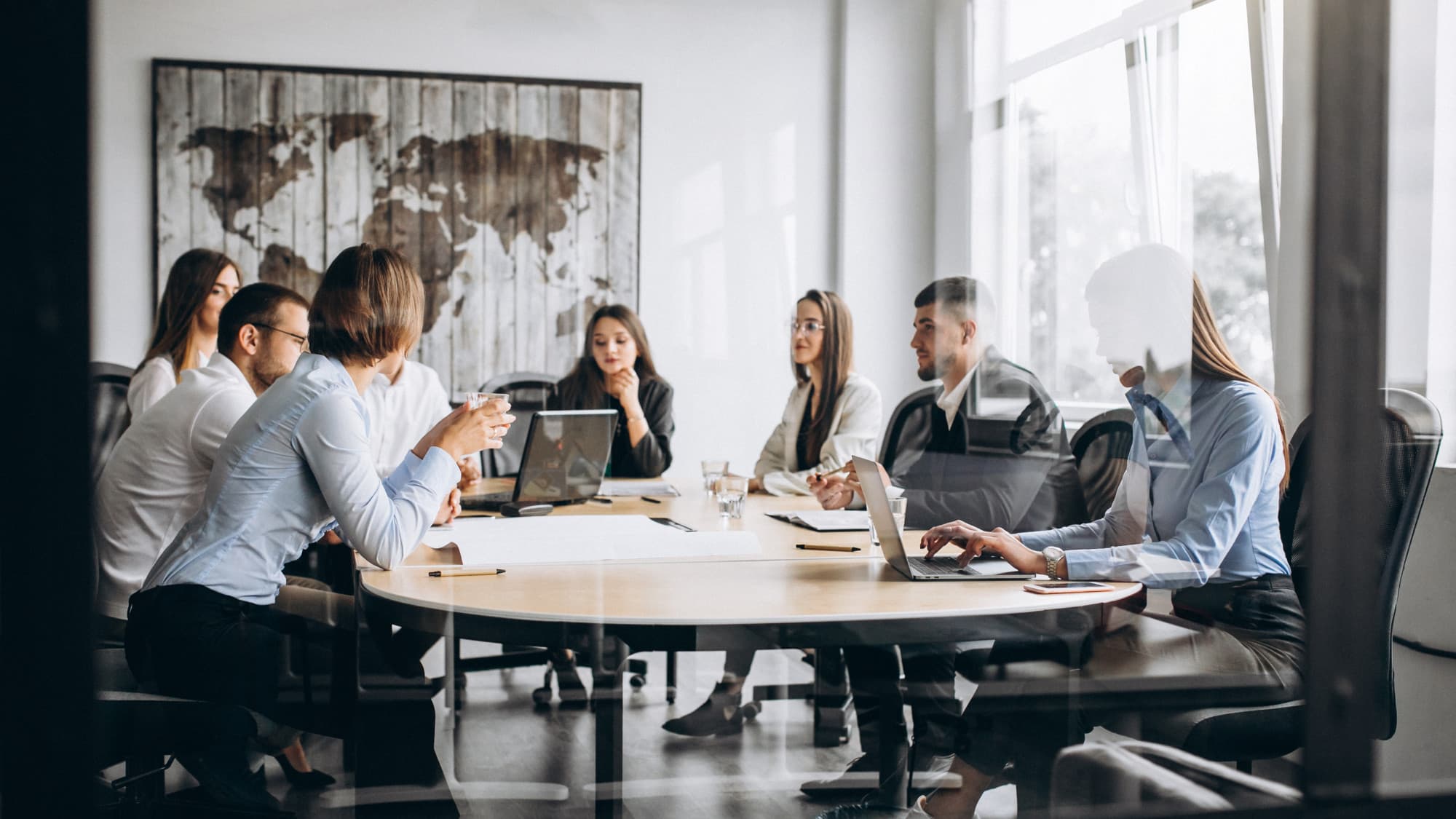 Holding familiale : à qui ce montage s'adresse-t-il vraiment ?