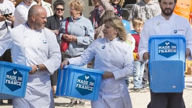Les chefs Philippe Etchebest, Ghislaine Arabian, Cyril Lignac et Yves Camdeborde, s'engagent pour promouvoir le made in France dans la cuisine.