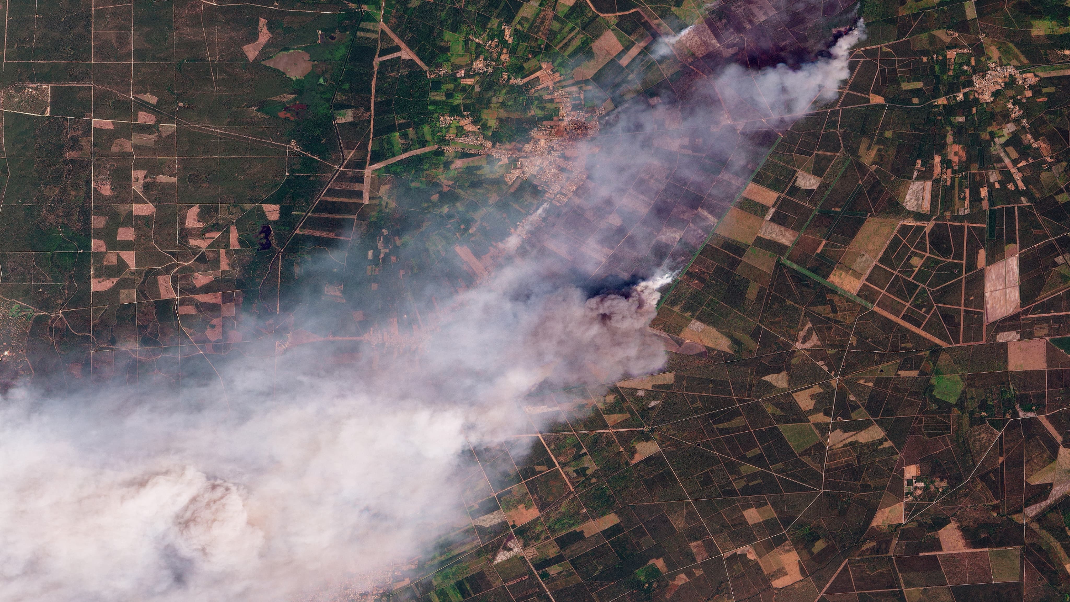 Incendie En Gironde Les Images Satellites Du Colossal Nuage De Fum e Incendie En Gironde Les Images Satellites Du Colossal Nuage De Fum e