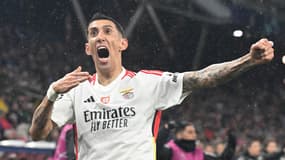Angel Di Maria célèbre son but sur corner direct lors de Salzbourg-Benfica (1-3, Ligue des champions), le 12 décembre 2023