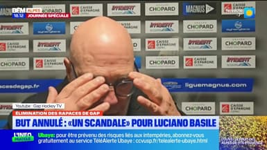 Le coach des Rapaces, Luciano Basile, furieux après un but refusé en fin de rencontre Gap/Chamonix