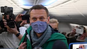 L'opposant russe Alexeï Navalny a embarqué à bord d'un avion ce dimanche 17 janvier 2021 en direction de Moscou.