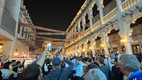 Les supporters argentins au souk de Doha
