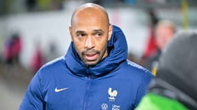 Thierry Henry avec l'équipe de France Espoirs le 17 novembre 2023