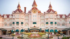 L'hotel Disneyland Hotel après rénovation