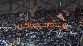 Des supporters de l'OM, notamment des South Winners, au Vélodrome