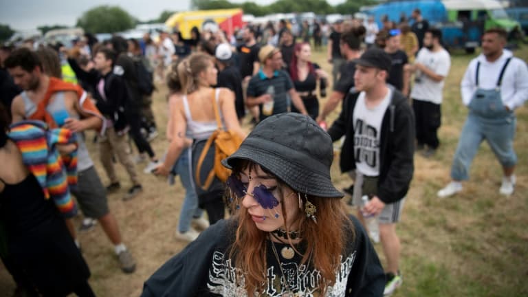 Lors d'une rave-party non déclarée à Redon en Ille-et-Vilaine, le 19 juin 2021.