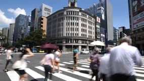 Ginza, ce quartier de Tokyo aux allures de Champs Élysées japonais, attire essentiellement une clientèle venue de Chine. 