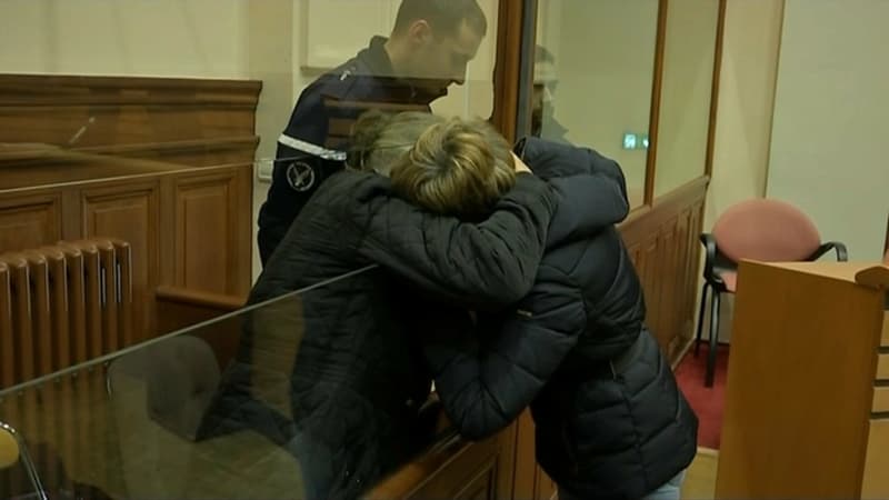 Jacqueline Sauvage et sa fille à Blois le 3 décembre 2015 