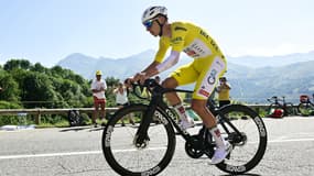 Le Slovène Tadej Pogacar sur le contre-la-montre de la 13e étape du Tour de France, 18 juillet 2025