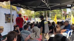 Près de 25.000 personnes se sont rassemblées à Tel Aviv pour la commémoration de l'attaque du 7 octobre 2023 