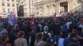 Près de 1100 personnes se sont rassemblées ce samedi à Lyon pour soutenir le peuple palestinien.