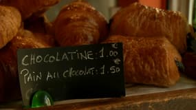 La chocolatine à 1 euro, le pain au chocolat à 1,50 euro. "Mais c'est une blague", précise le boulanger bordelais à l'origine de l'initiative.