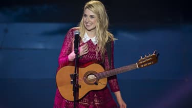 Laura Laune sur le plateau de "La France a un incroyable talent"